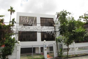 A Beautiful Villa In Phu Nhuan Compound In Dist 2