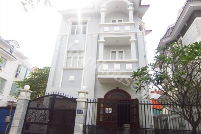 Biệt thự mới với 6 phòng ngủ cho thuê tại Thảo Điền