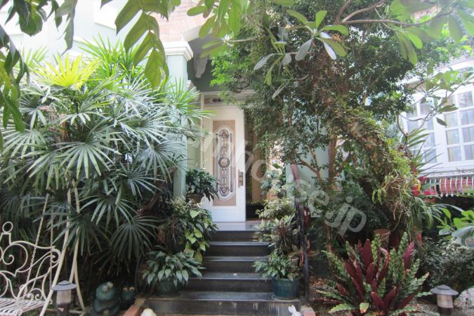 Beautiful villa in Thao Dien Area, District 2