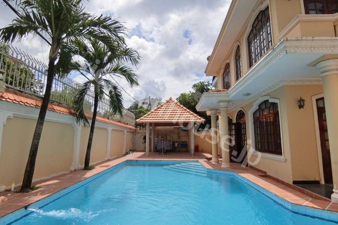 90's style villa at Thao Dien Ward