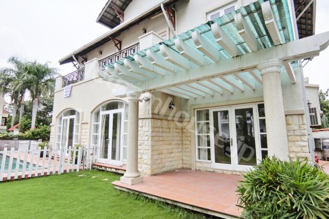 Deluxe green garden villa at Thao Dien village 