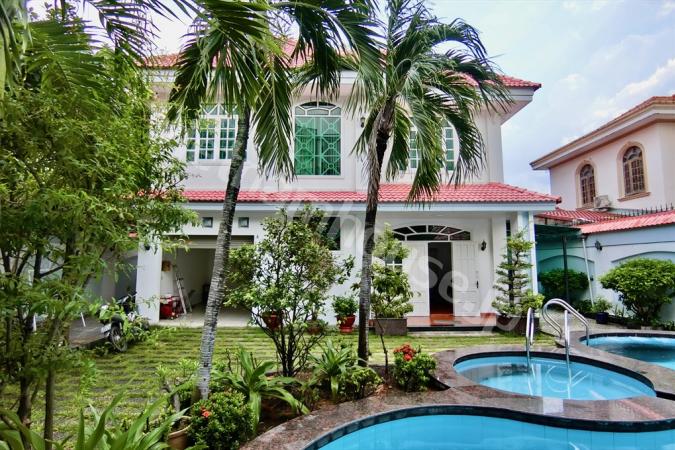 Outstanding indoor-outdoor balance create flawless villa