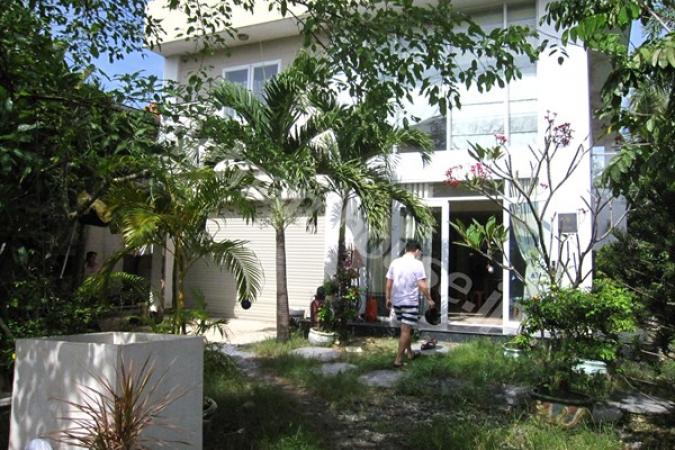 緑あふれる4ベッドルーム