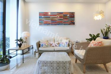 Garden in the prominent and luxurious apartment