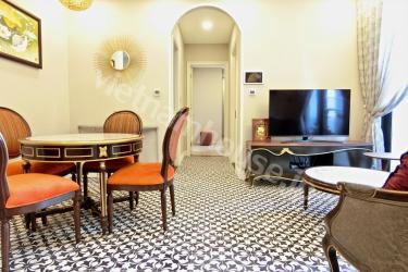 Mixed black and white color in  Vinhomes apartment