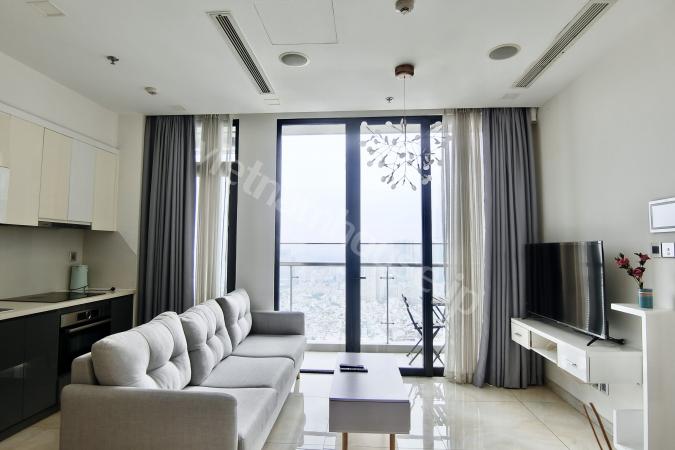 Vinhomes apartment with a stunning river and city view