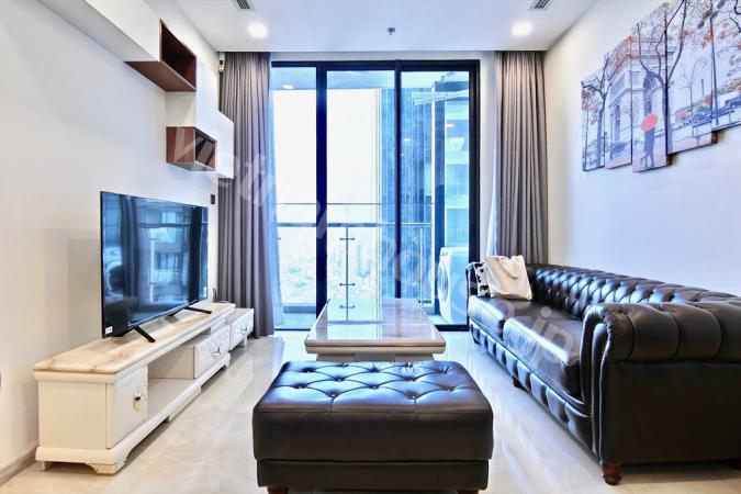 Fresh and bright apartment in Vinhomes Golden River