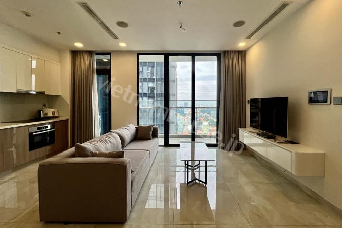 Beautiful 3-bedroom apartment in a popular tower