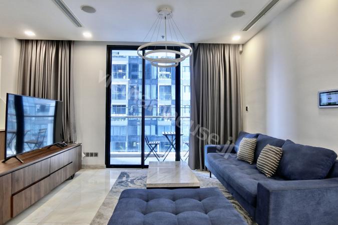 Three-bedroom apartment with open kitchen space