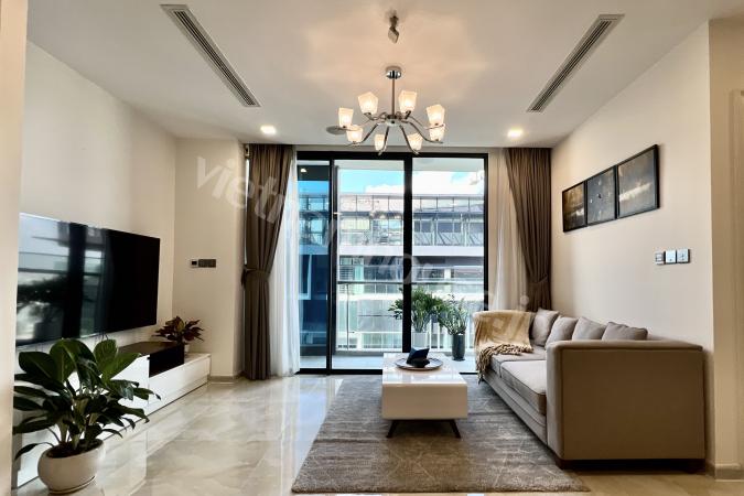 Discover a Beautiful Apartment at Vinhomes Golden River