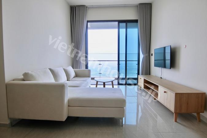 ホワイトの白い3ベッドルーム