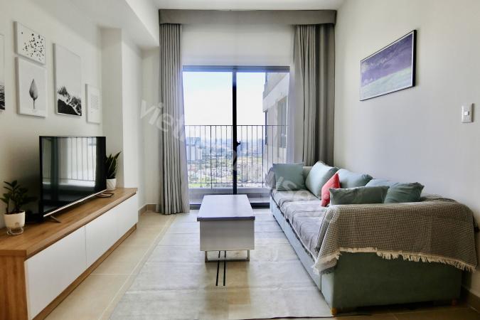 白と木目のシンプルステイ