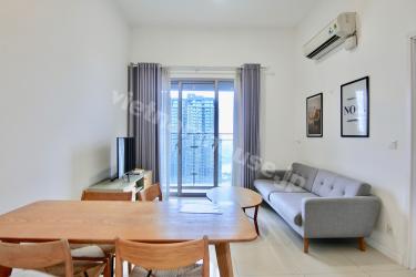 Breezy & Bright apartment in Estella Heights