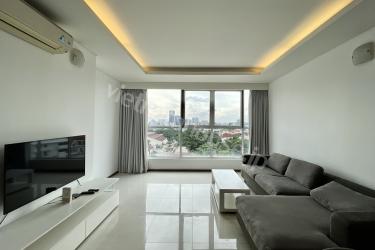 Comfortable living with a city view at Thao Dien Pearl
