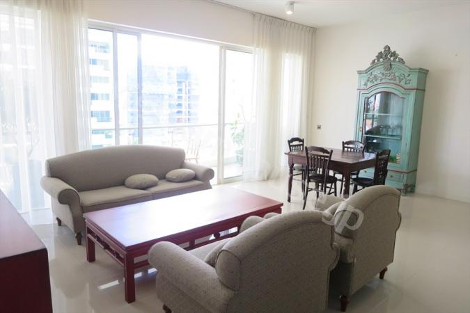 エステッラのアンティーク調3LDK @2区