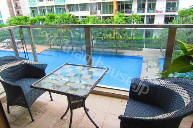 管理費込みで1000ドル2LDKのVISTA