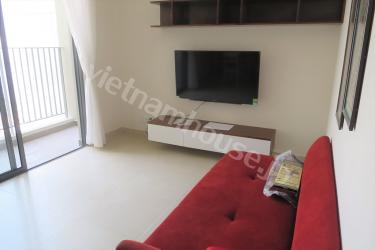 赤いソファの映えるお部屋