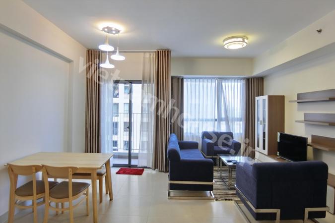 Masteri apartment with airy space in District 2