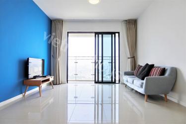 Exceptional blue wall just painted in Estella Heights