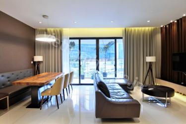 One of the best apartment in Estella Heights with the best pool view