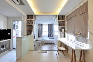 Lexington Residence apartment close to Estella Place