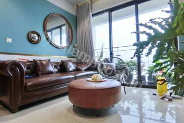 Special Estella Heights with exceptional layout