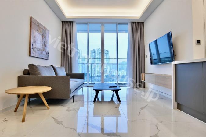 Splendid Sala Sarina unit with Bitexco and Landmark 81 view