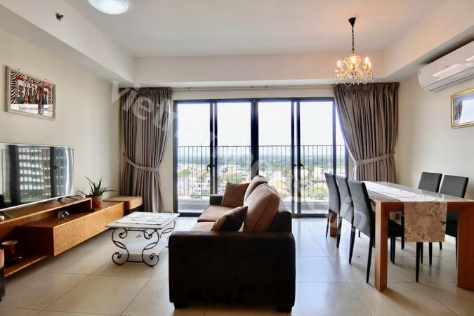 Pretty three bedroom Masteri condominium for crowded families