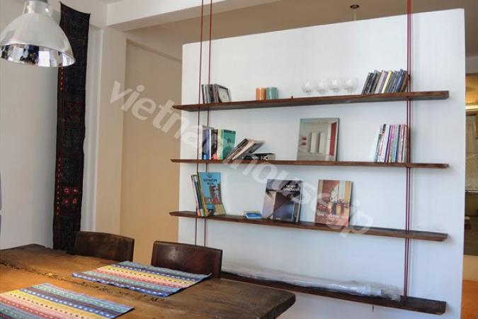 Renovated APT in Dist.3 with unique style.