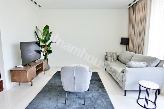 Hồ bơi riêng trên lầu cao