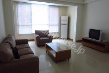 Nice View Apartment In The Manor 1