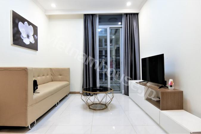 Trở về nhà tại khu căn hộ Vinhomes Central Park