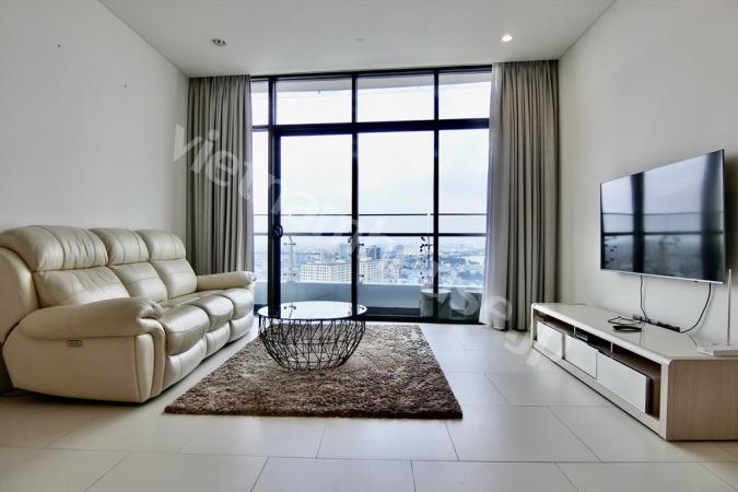 New City Garden apartment with elevated floor