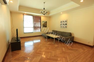 Apartment in The Manor 2