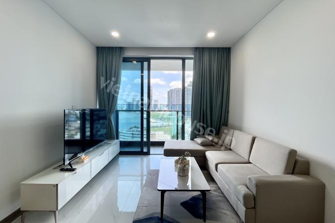 Riverfront living with iconic Bitexco view