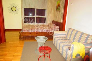 Warm studio in Manor 2