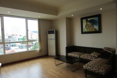 Nice apartment in Manor 1