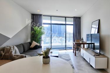 Integrating indoor and outdoor entertainment