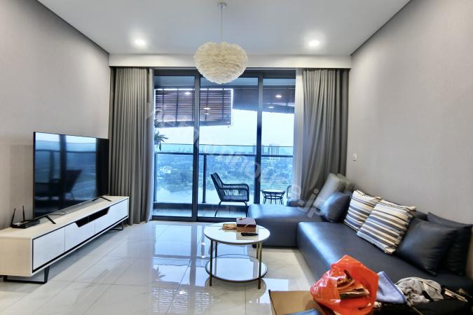 リバービューとシックテイストの3ベッドルーム