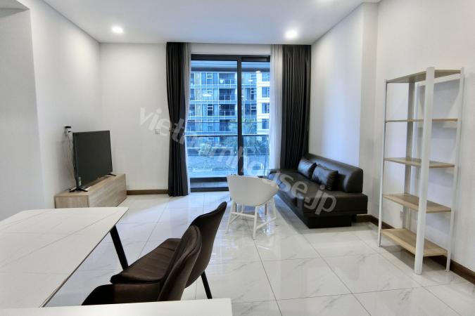 2-bedroom apartment with a pool view and open kitchen