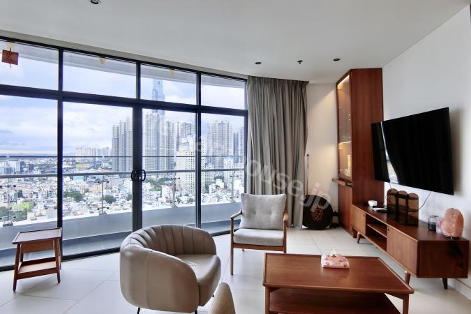 2-bedroom high-quality casual apartment with a Landmark 81 view