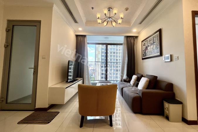 2-Bedroom with Bathtub at Vinhomes Central Park
