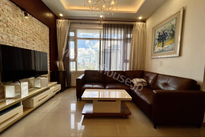 Nét cổ điển trong không gian tối giản tại Saigon Pearl