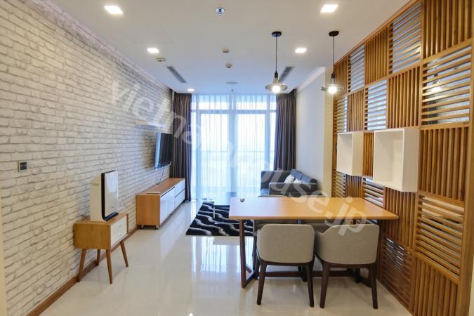 Bồn tắm đẹp trong căn hộ Vinhomes 3 phfong ngủ