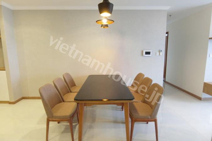 Sáng sủa và chói lóa với căn hộ Vinhomes tại tòa tháp mới