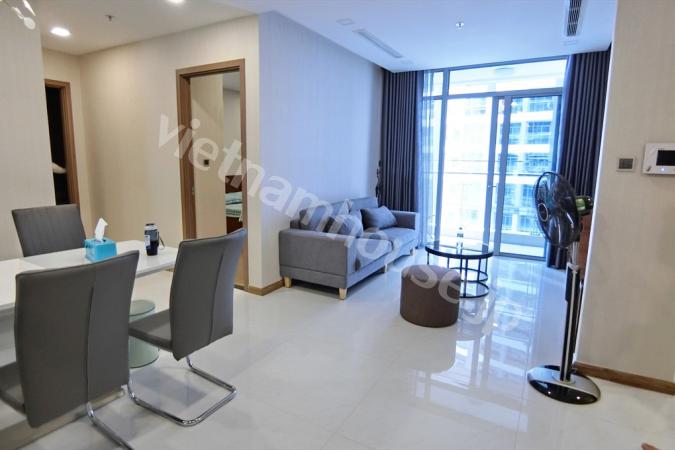 Ấn tượng với căn hộ Vinhomes ban công lớn