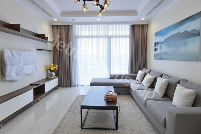 Bốn phòng ngủ tại căn hộ Vinhomes rất gần với khu trung tâm thành phố