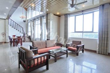 Hãy đến và tận hưởng căn hộ penthouse 3 phòng ngủ cực đẹp, cực rộng