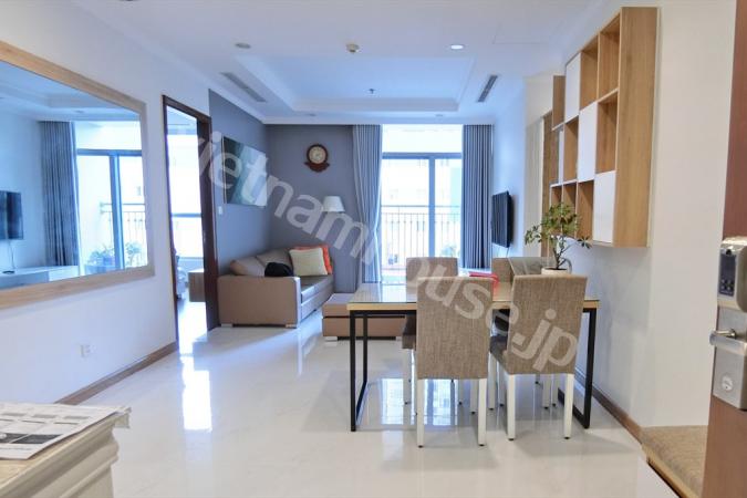Gây ấn tượng bởi căn hộ Vinhomes hoàn hảo với bồn tắm nằm bên trong