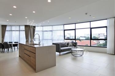 Clearly visible pool view at one of the most famous apartment in District Binh Thanh